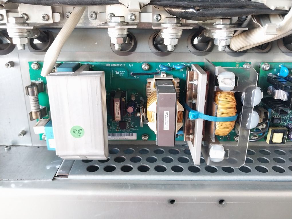 Abb Acs800-104-0580-7+C126+E205+V991 1000A