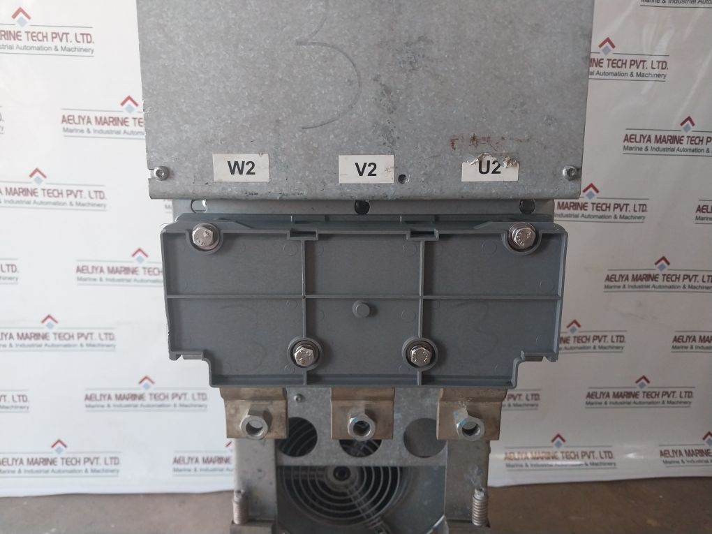 Abb Acs800-104-0580-7+C126+E205+V991 Inverter Modules