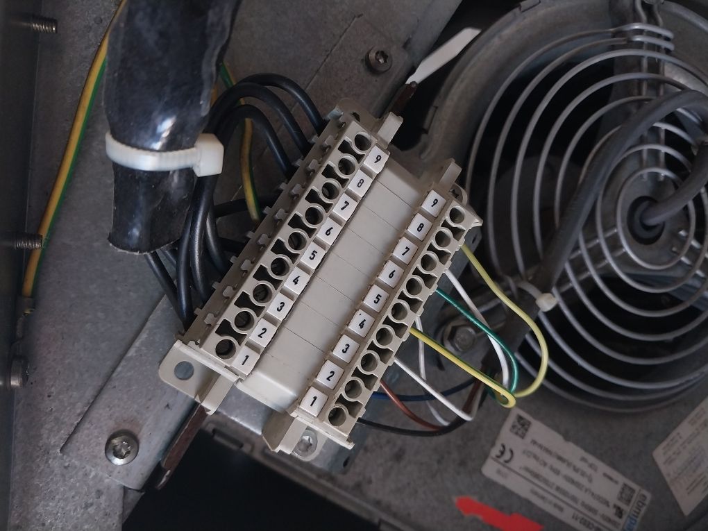 Abb Acs800-104-0580-7+C126+E205+V991 94V