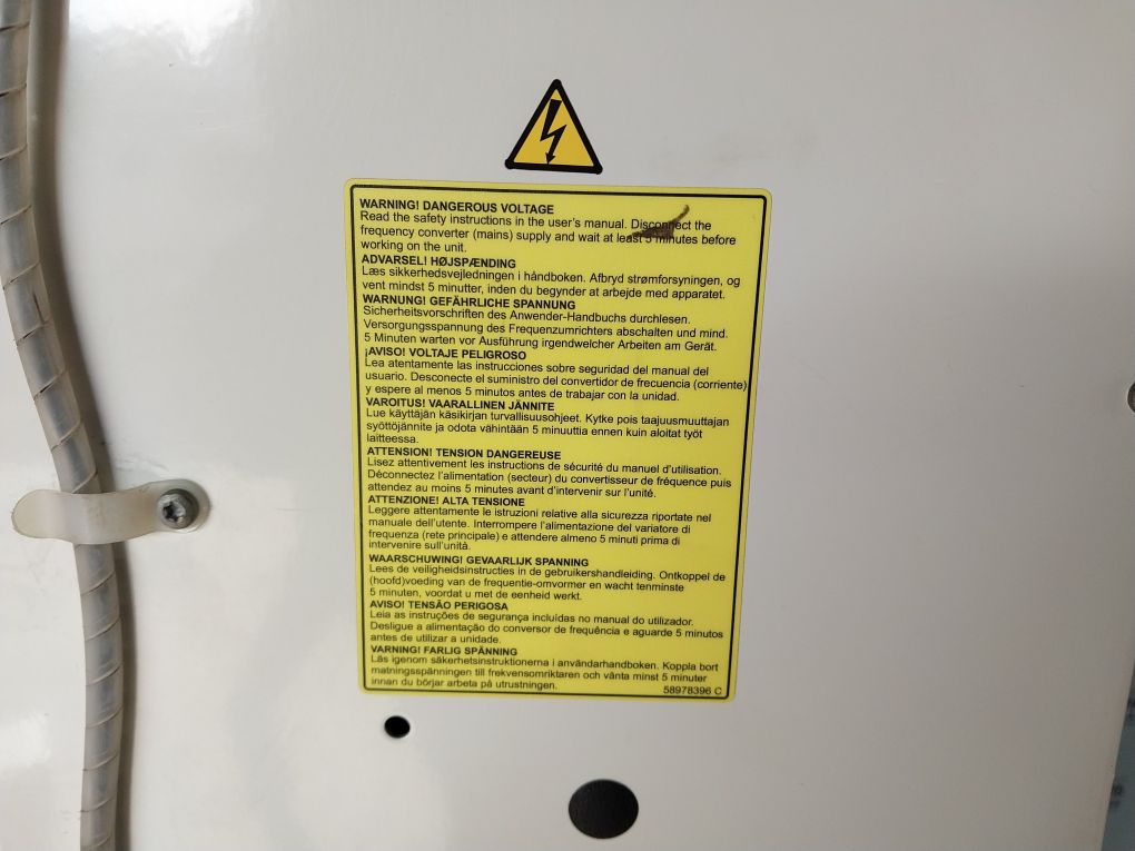 Abb Acs800-104-0580-7+C126+E205+V991 300 Hz