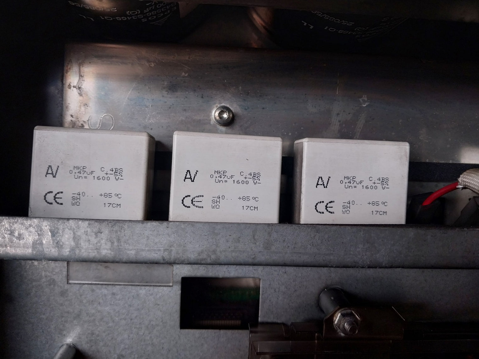 Abb Acs800-104-0580-7+C126+E205+V991 300 Hz