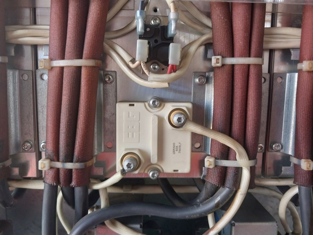 Abb Acs800-104-0580-7+E205+V991 400 A