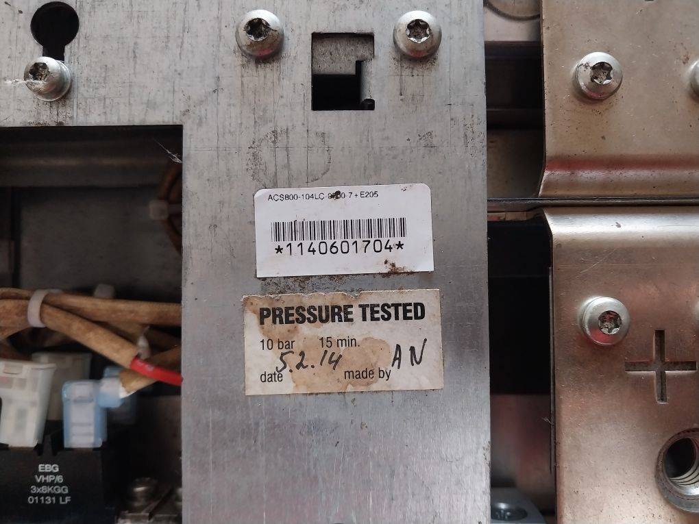 Abb Acs800-104Lc-0700-7+E205