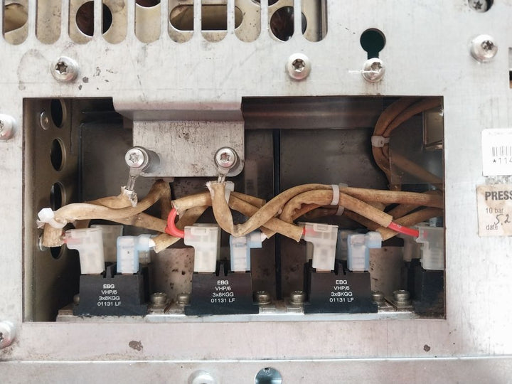 Abb Acs800-104Lc-0700-7+E205