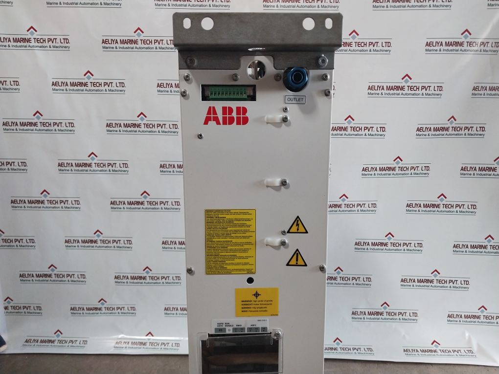 Abb Acs800-104Lc-0700-7+E205