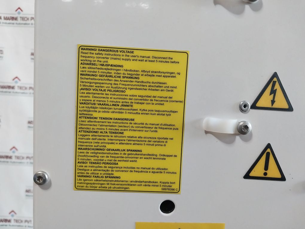 Abb Acs800-104Lc-0700-7+E205