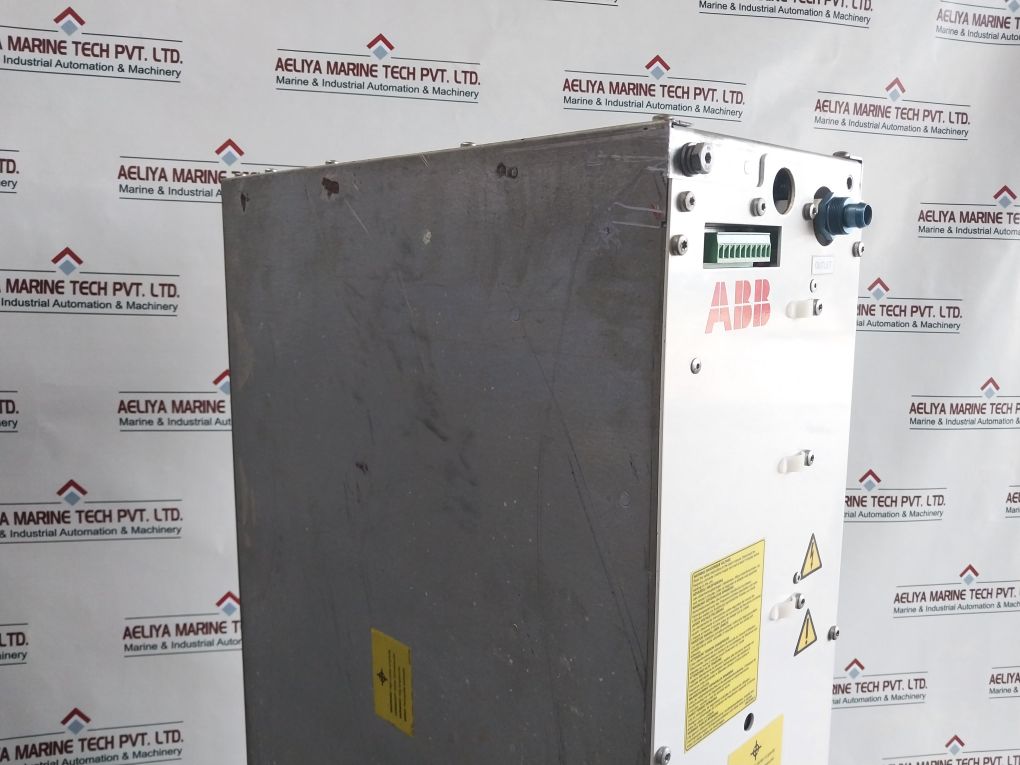 Abb Acs800-104Lc-0700-7+E205+Q950