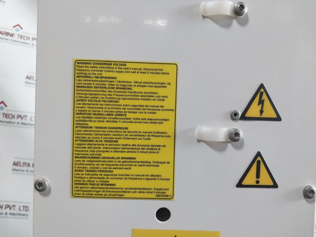 Abb Acs800-104Lc-0700-7+E205+Q950