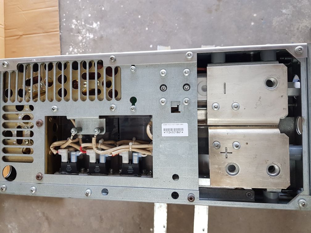 Abb Acs800-104Lc-0700-7+E205+Q950 Inverter Module (Not Working)