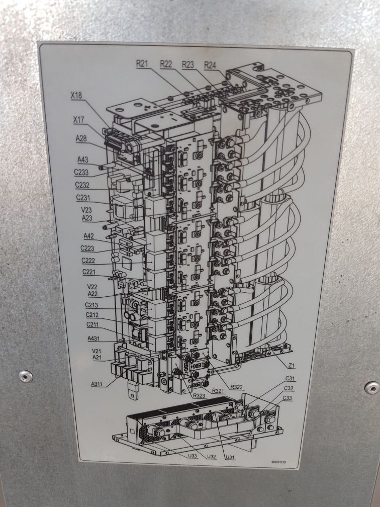 Abb Acs800-104Lc-0700-7+E205+Q950 Inverter Module (Not Working)