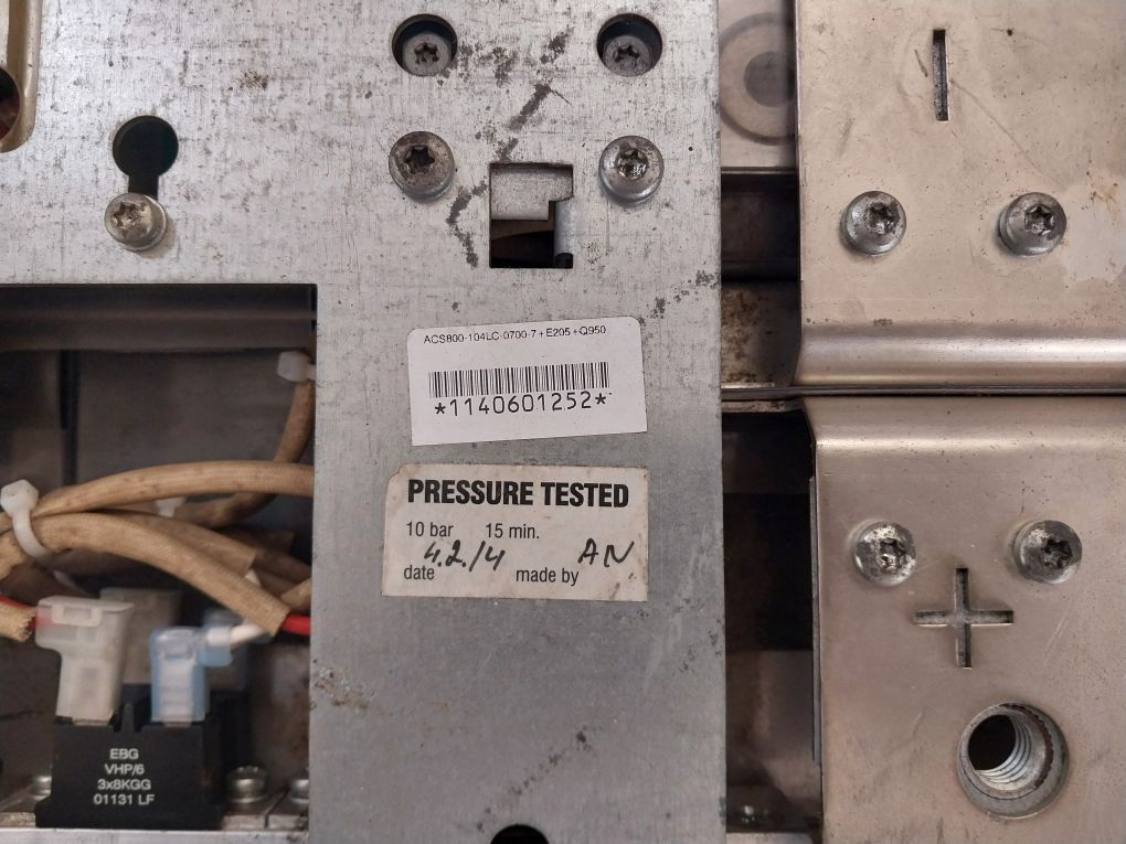 Abb Acs800-104Lc-0700-7+E205+Q950 583 A