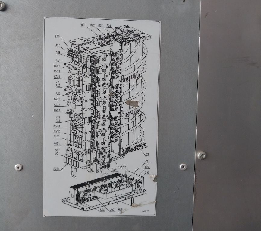 Abb Acs800-104Lc-0700-7+E205+Q950 583 A