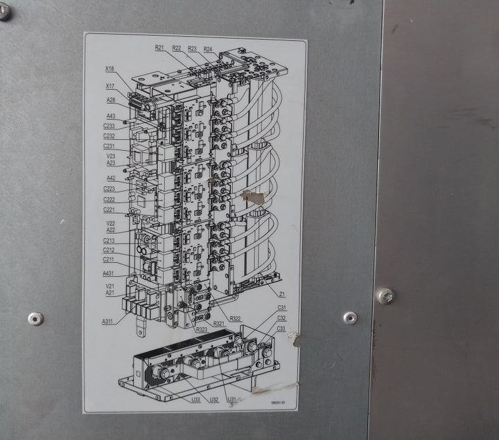 Abb Acs800-104Lc-0700-7+E205+Q950 583 A