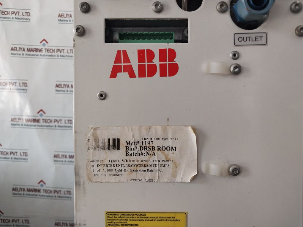 Abb Acs800-104Lc-0700-7+E205+Q950 583 A