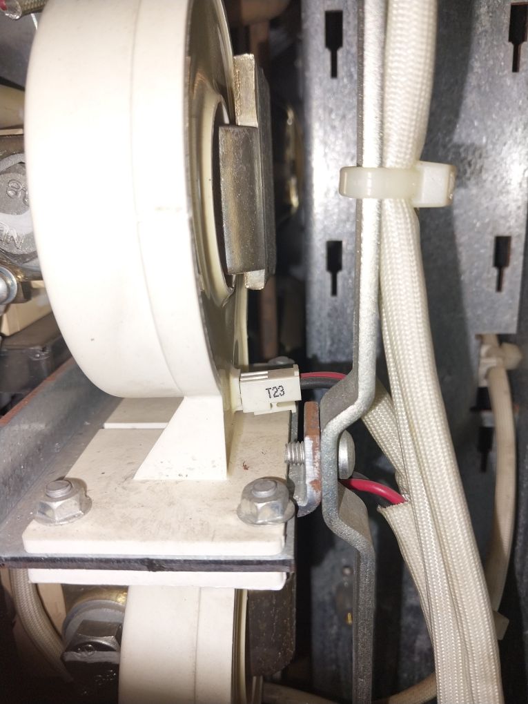 Abb Acs800-704Lc-2150-7 94V 63 Hz