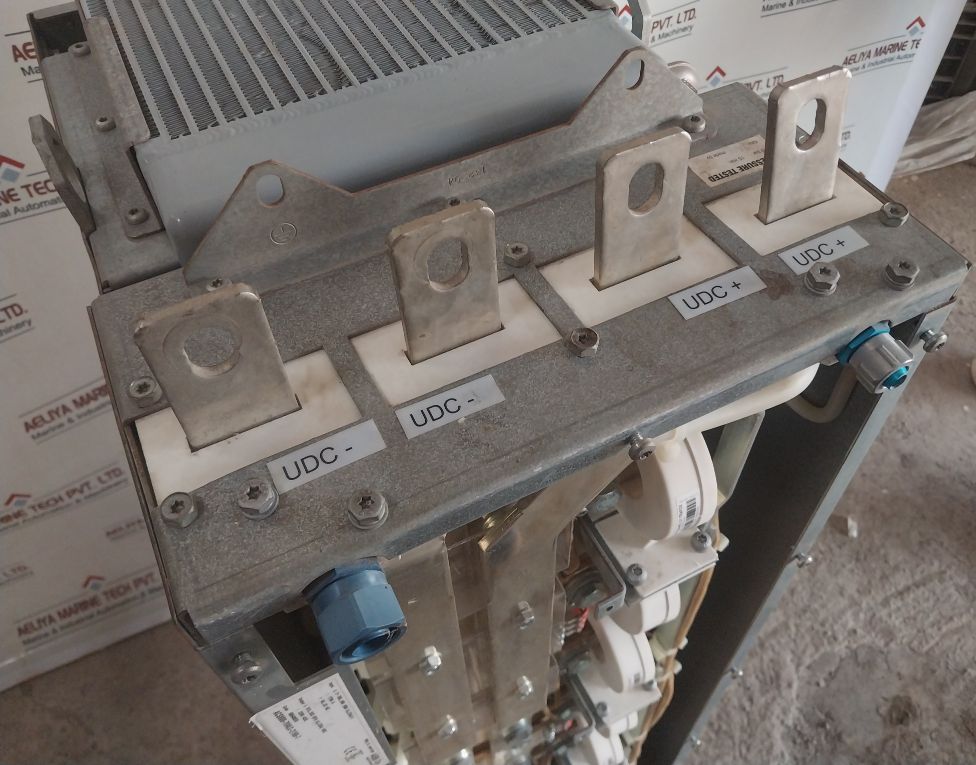 Abb Acs800-704Lc-2150-7 Ip00