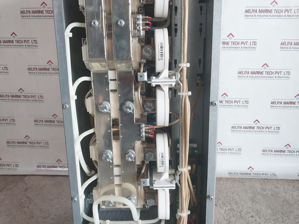 Abb Acs800-704Lc-2150-7 Ip00