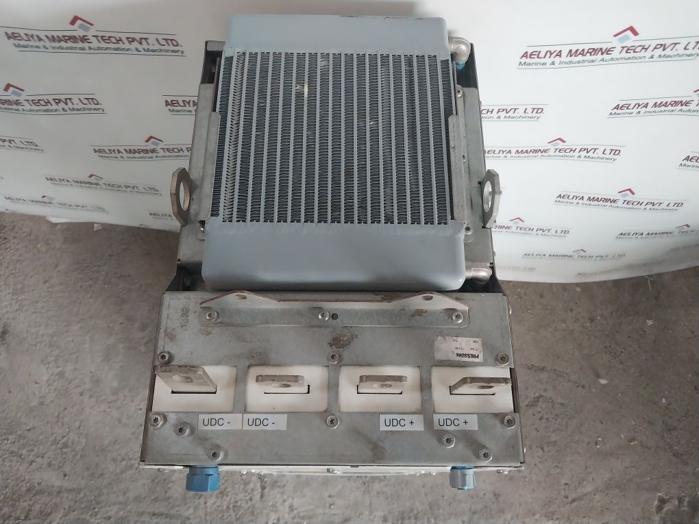 Abb Acs800-704Lc-2150-7 2200 Adc