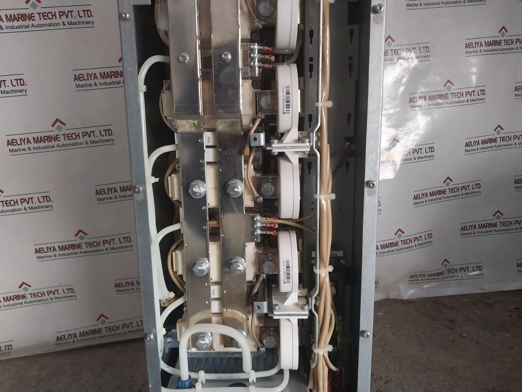 Abb Acs800-704Lc-2150-7 2200 Adc