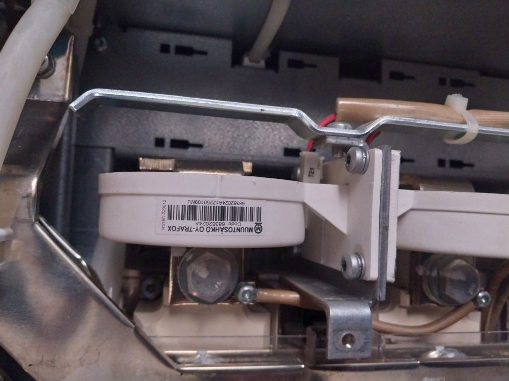 Abb Acs800-704Lc-2150-7 2200 Adc