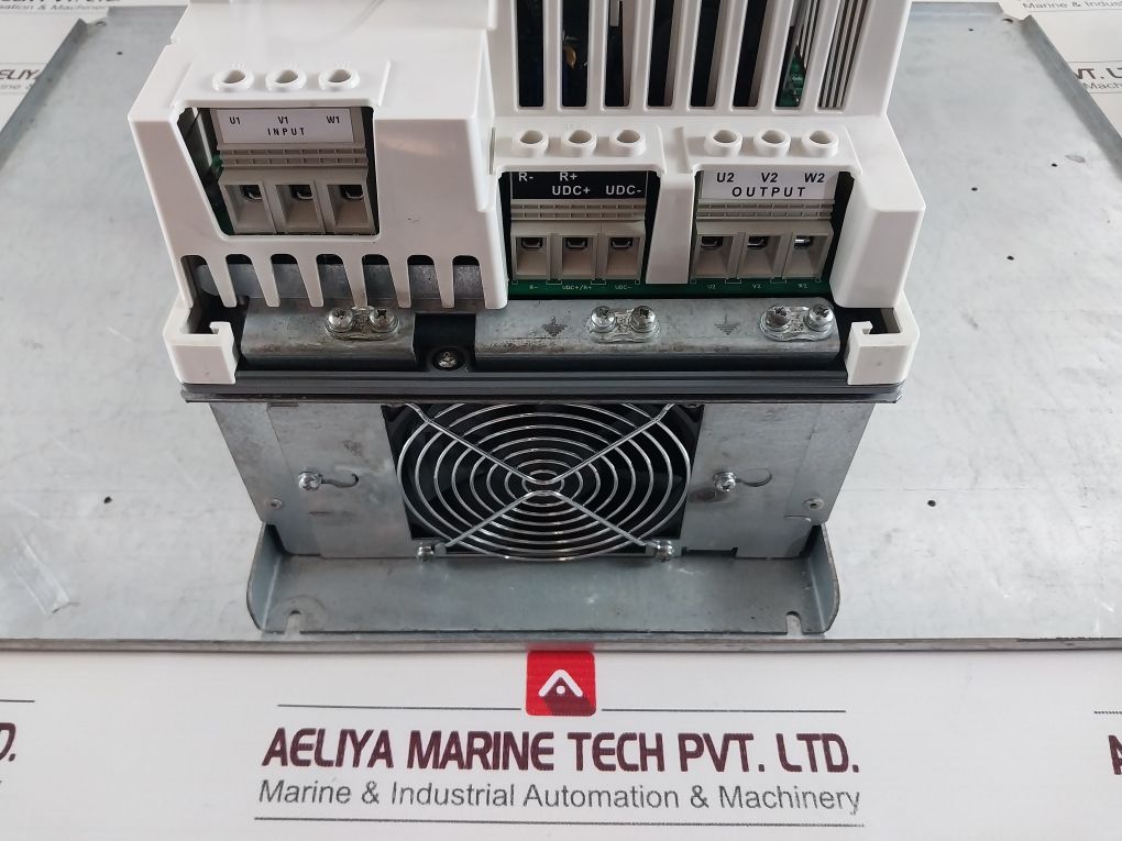 Abb Acs800-u1-0030-5+L503+P901 Variable Frequency Drive Ip21,Ul Type 1