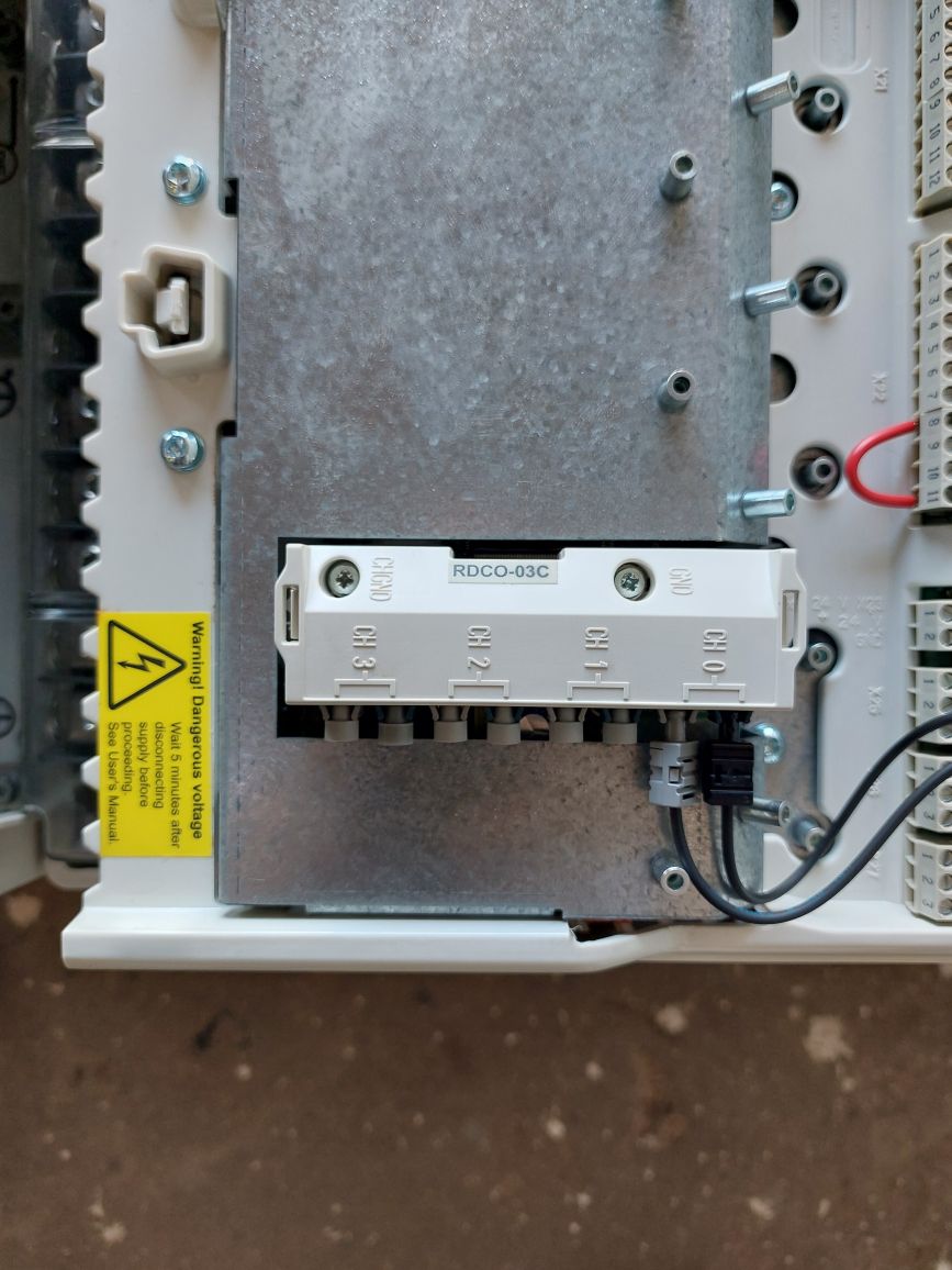 Abb Acs800-u11-0020-5 Drive Control Panel