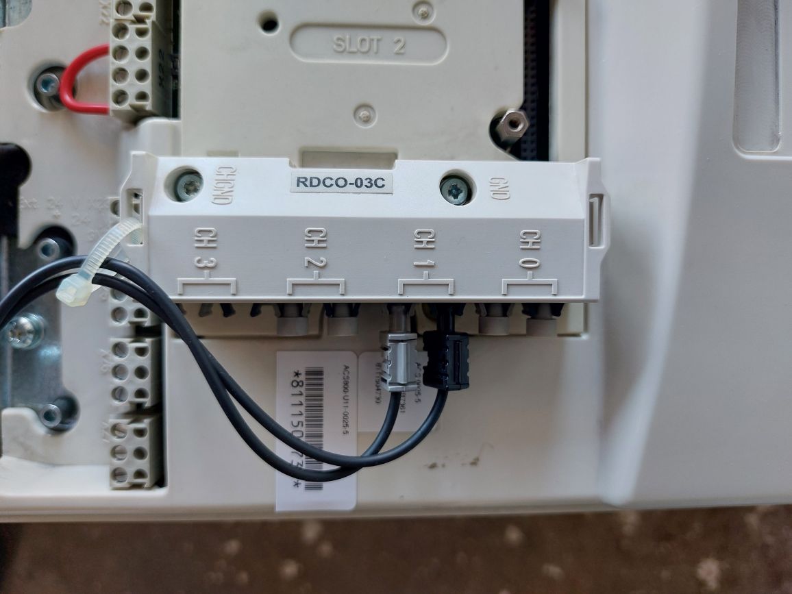 Abb Acs800-u11-0025-5 Drive Control Panel