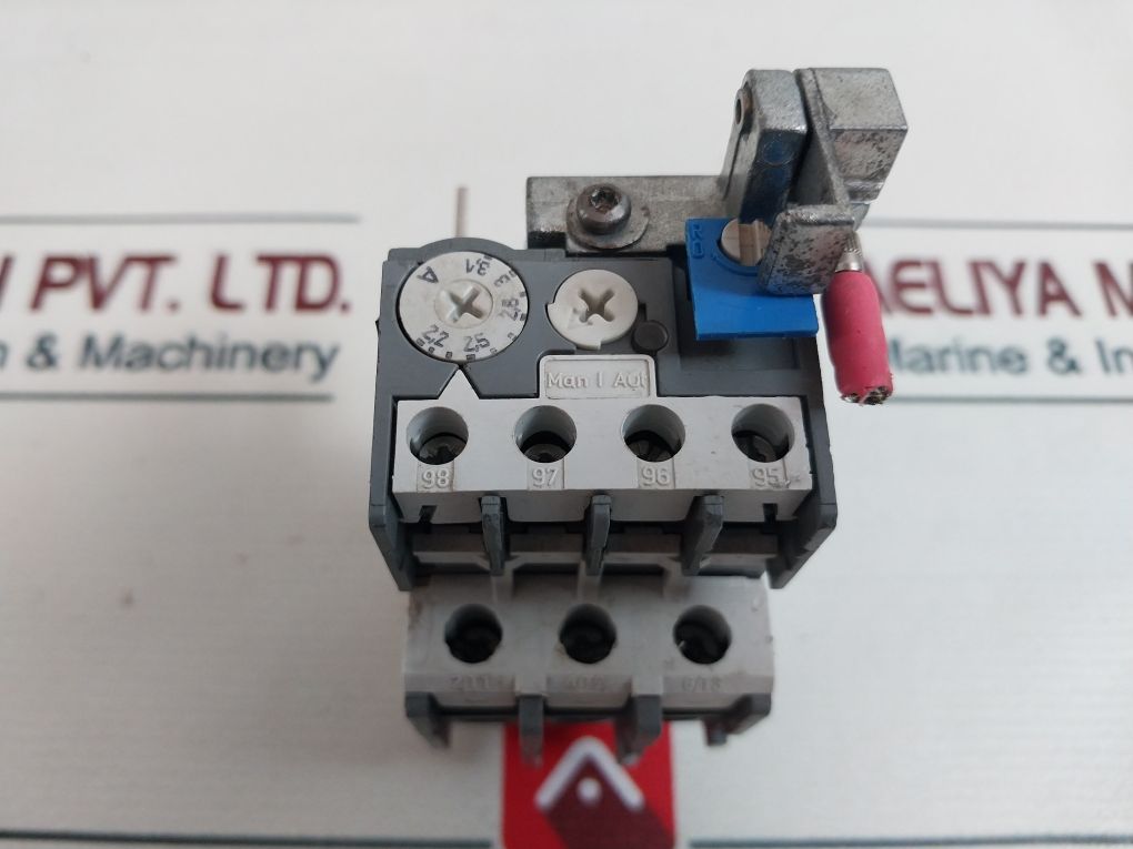 Abb Ca5-01 Contactor,Ta525 Du Relay With Cal5-11 Auxiliary Contact Block Set