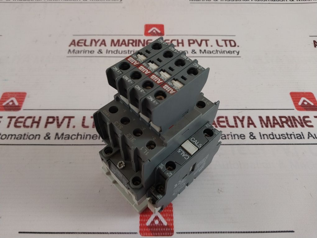 Abb Cal5-11 Auxiliary Contact Block 220-230V 50Hz