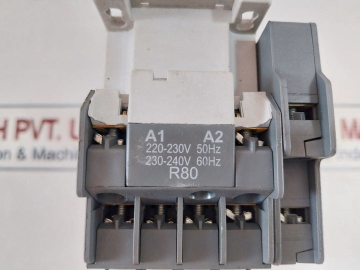 Abb Cal5-11 Auxiliary Contact Block 600Vac/Class 10 Set