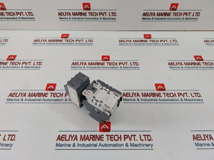Abb Cal5-11 Auxiliary Contact Block 600Vac/Class 10 Set