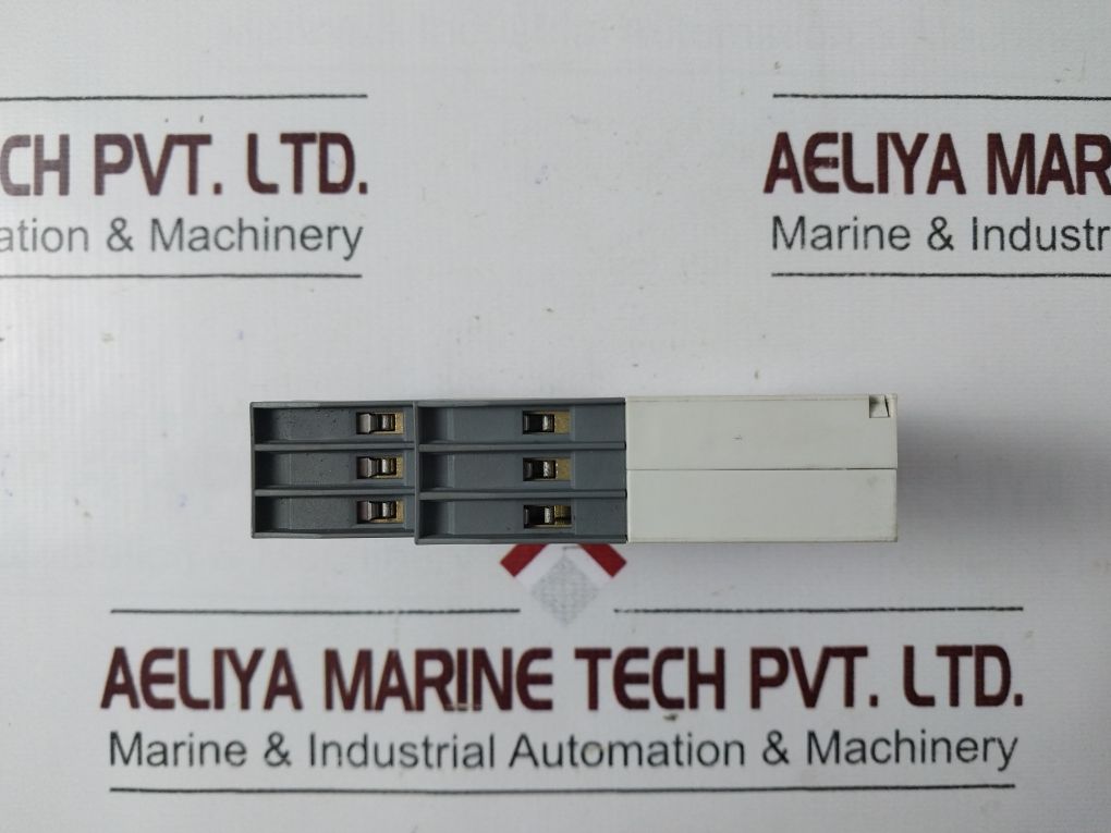 Abb Cm-tcs.22S Multifunction Temperature Monitoring Relay 1Svr730740R9200