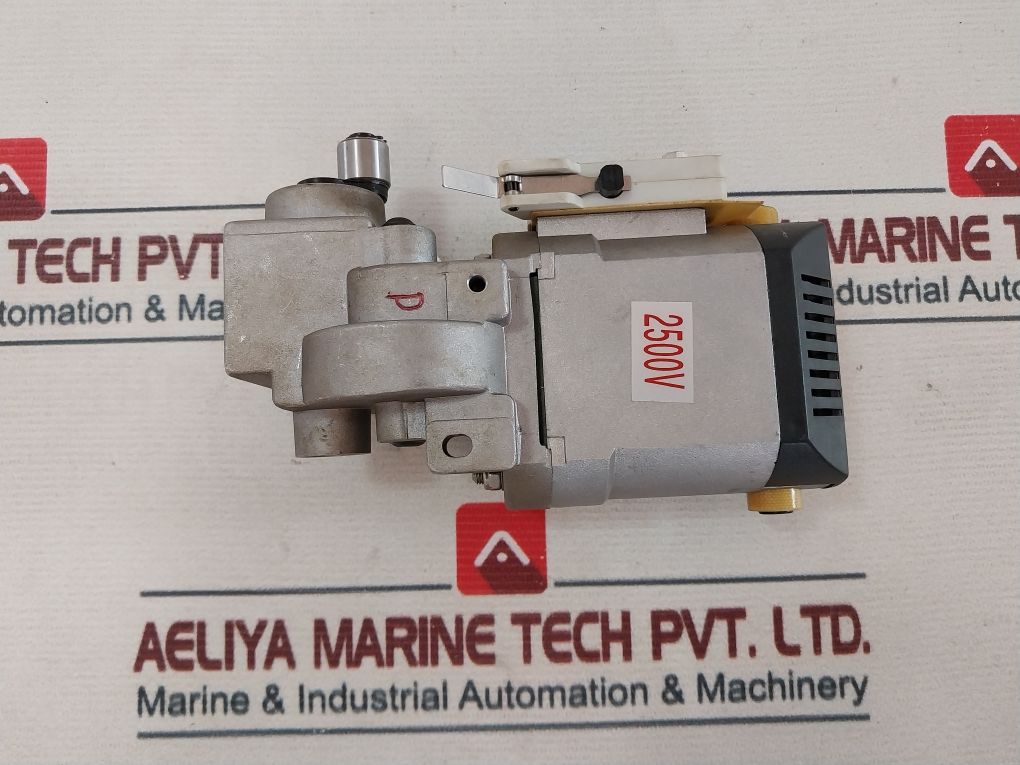 Abb Cnilx 0021 Mando Motor G3/G5 110V Cc/Ca 2500V