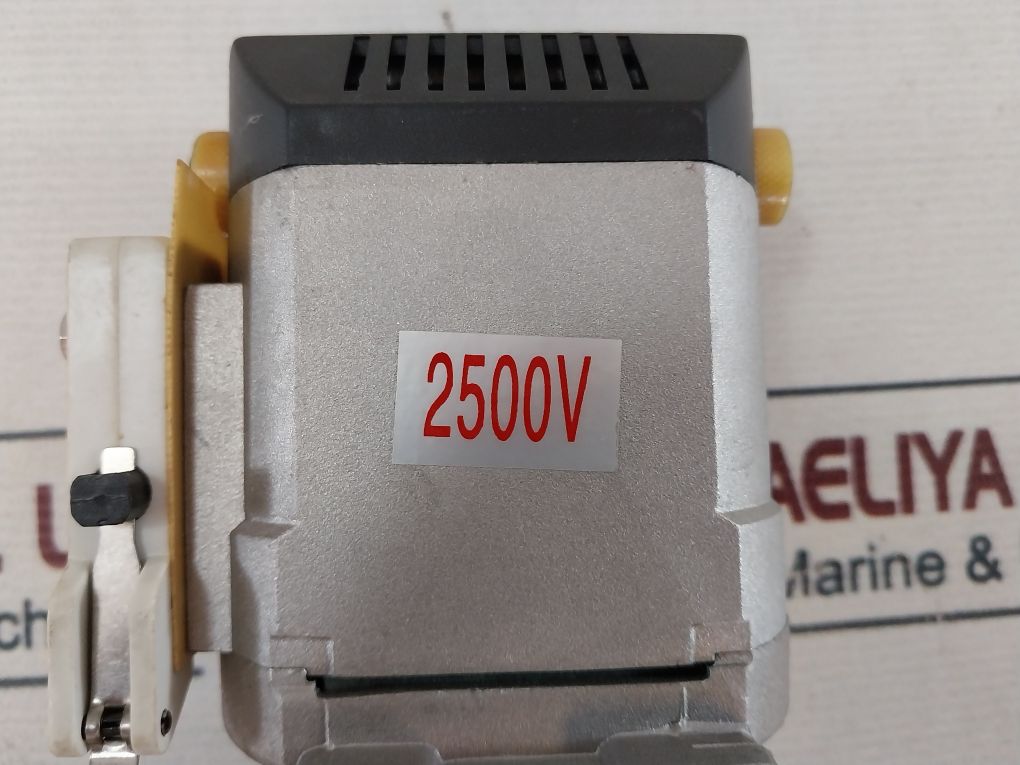 Abb Cnilx 0021 Mando Motor G3/G5 110V Cc/Ca 2500V