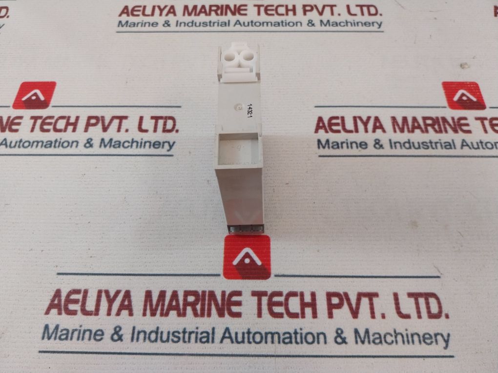 Abb Ct-are Time Relay 1Svr550127R1100