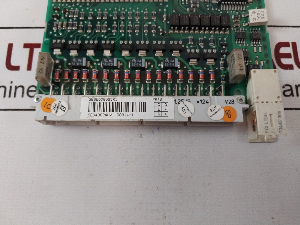 Abb Do814-1 Output Module Card 3Bse008595R1 Pr: B