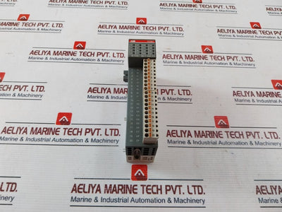 Abb Dx561 B4 Digital Input/Output Module 1Tne968902R2301