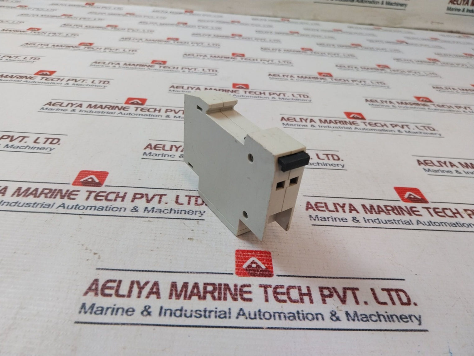 Abb E233-230 Counter 230V