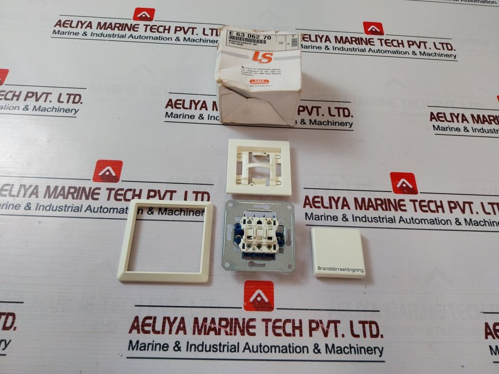 Abb E 63 062 70 Door Release Pushbutton W/O Text 13419 1