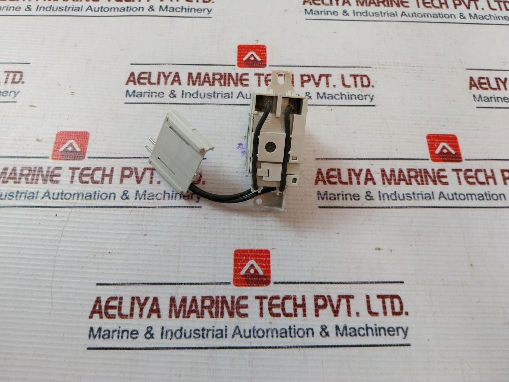 Abb Kt5S4 Circuit Breaker Accessory 1Sd A054872 R1 Set