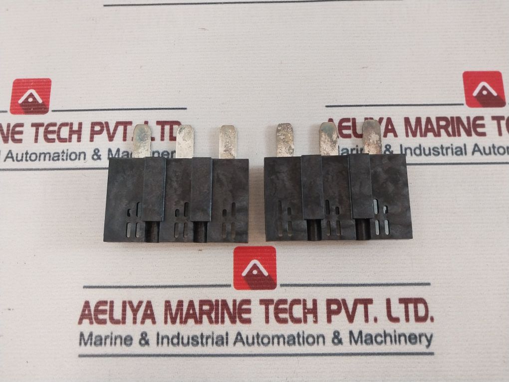 Abb Lna32/100 Lower Base With Terminals