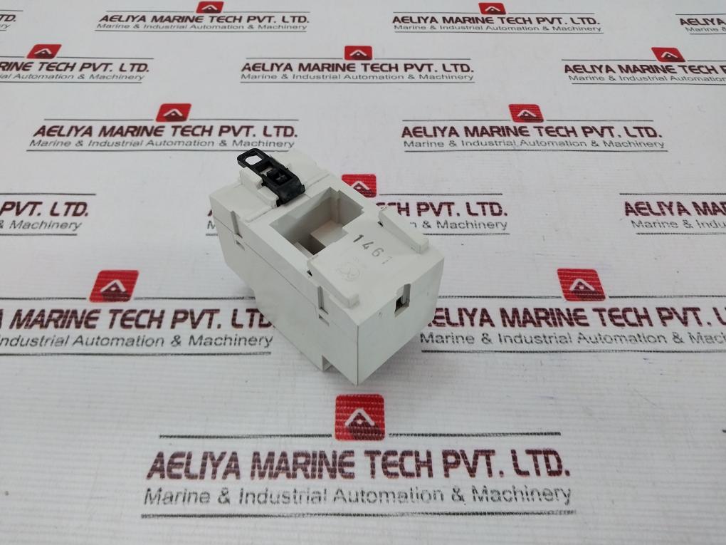 Abb M1174 Socket