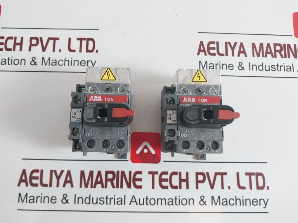 Lot Of 2X Abb Ot40F3 Disconnect Switch With Oa2G11 Auxiliary Contact Block