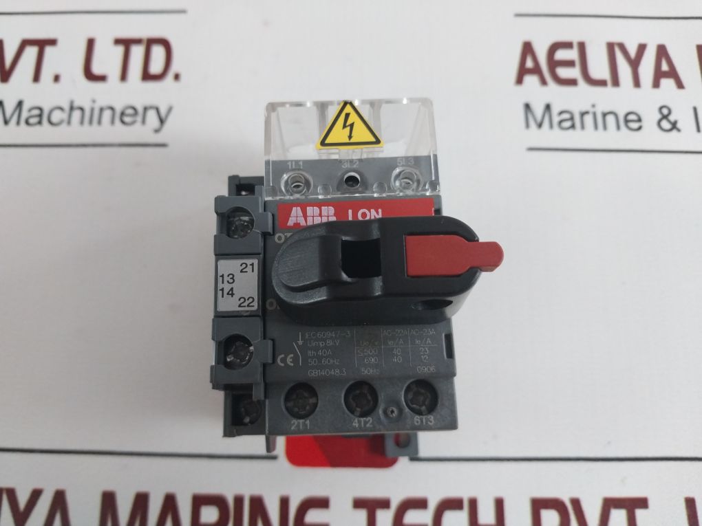 Lot Of 2X Abb Ot40F3 Disconnect Switch With Oa2G11 Auxiliary Contact Block