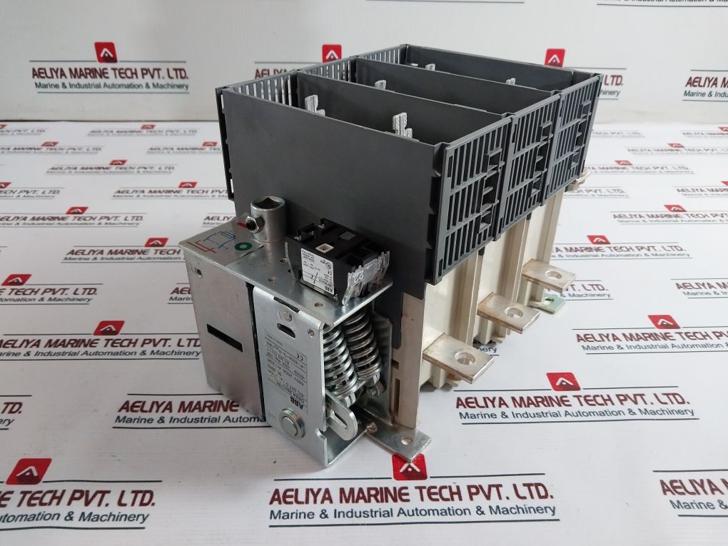Abb Oesa250D3Pl Circuit Breaker 690V 250A Ac-23A