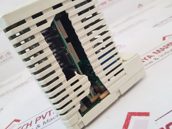 Abb Pm825 3Bse010796R1 Plc Module
