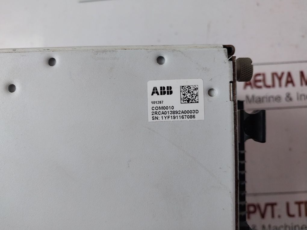 Abb Red 615 ,Red615E_D Feeder Protection And Control Relay 2Rca013892A0003D