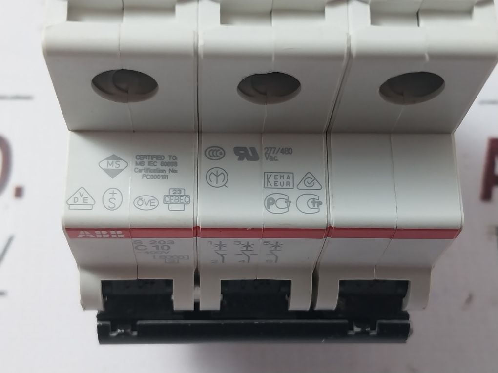 Abb S203 C10 3-pole Circuit Breaker 2Cds253001R0104