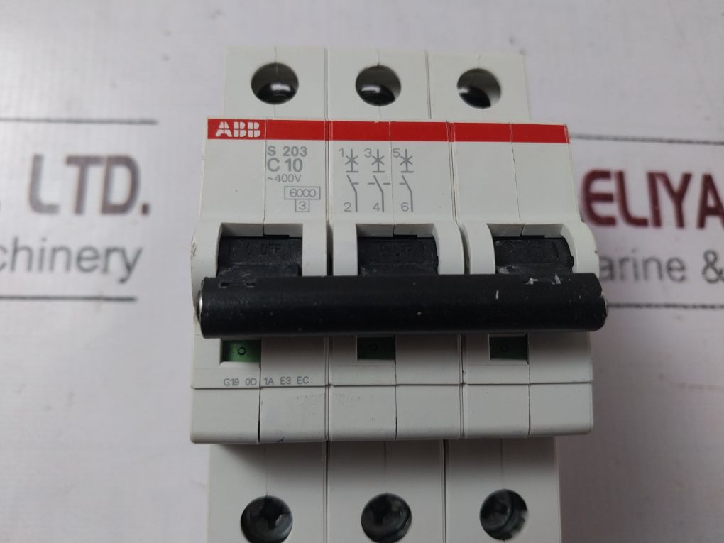 Abb S203 C10 3-pole Circuit Breaker 2Cds253001R0104