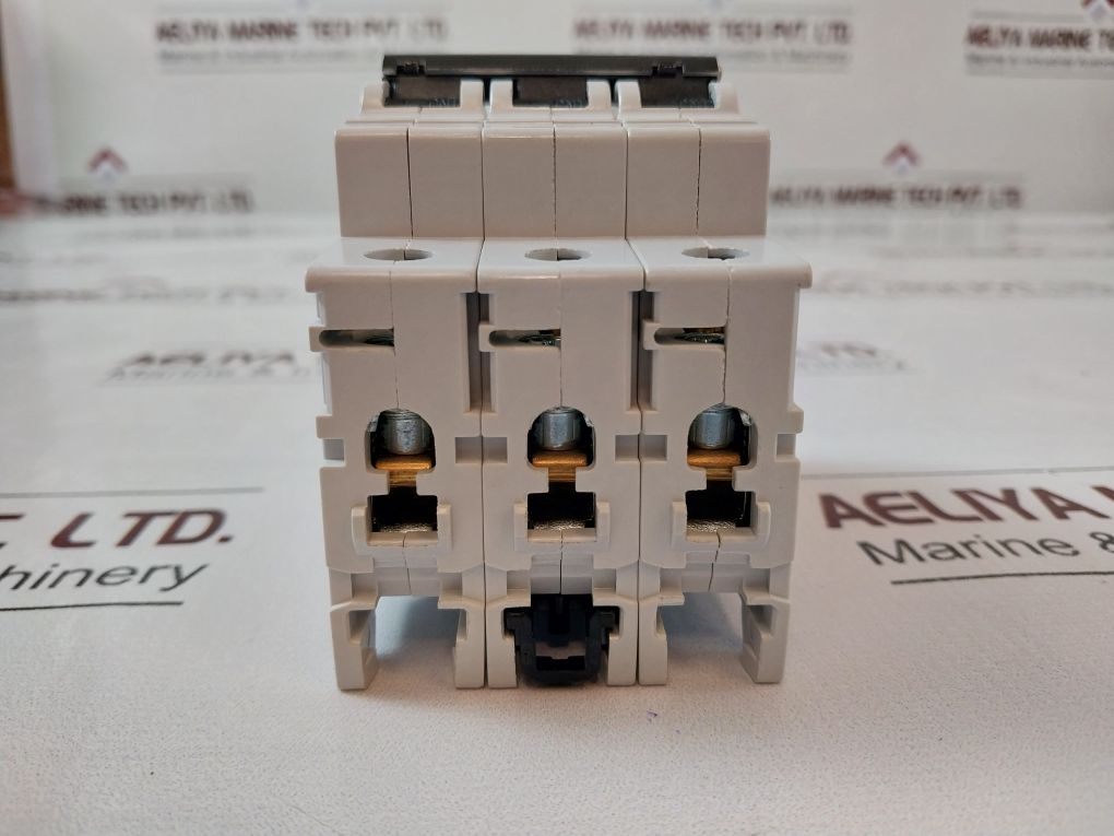 Abb S 203M-k0,5A Moulded Case Circuit Breaker